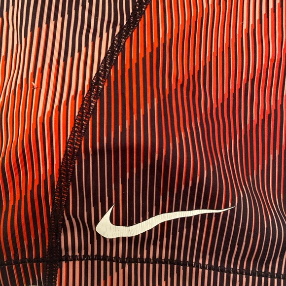 Nike shorts - Picture 3 of 5